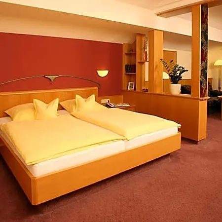 Wellness- Und Vitalhotel Boehmhof Отель 4*
