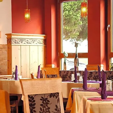 Отель Wellness- Und Vitalhotel Boehmhof Боденмайс