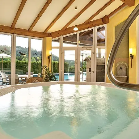 Wellness- Und Vitalhotel Boehmhof فندق بودنمايس