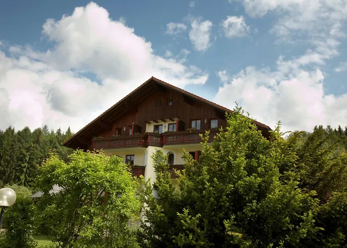 فندق Wellness- Und Vitalhotel Boehmhof بودنمايس