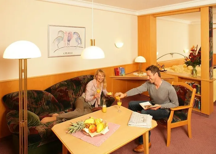 فندق Wellness- Und Vitalhotel Boehmhof بودنمايس