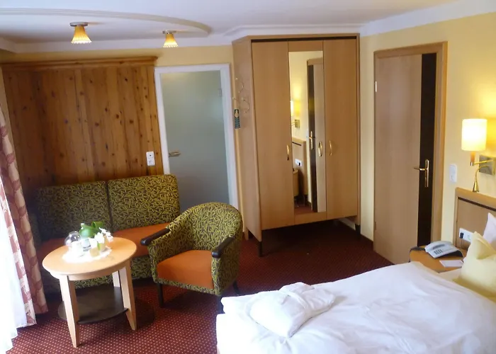 فندق Wellness- Und Vitalhotel Boehmhof 4*