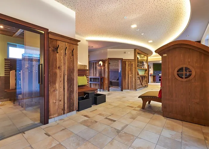 Wellness- Und Vitalhotel Boehmhof فندق بودنمايس